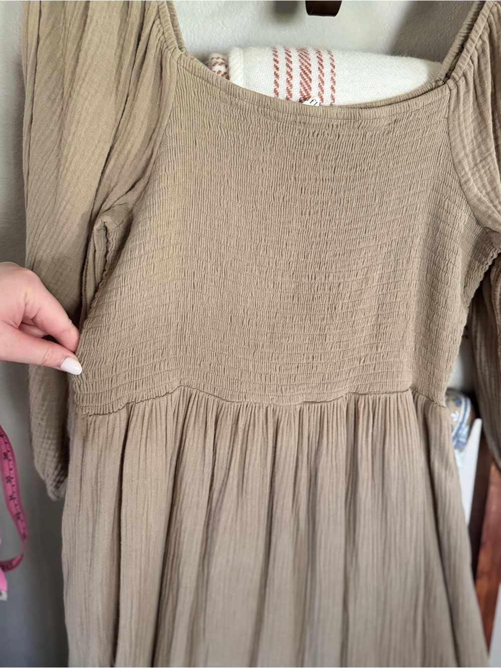 Neuflora "Hartselle Dress" in Taupe - Picture 13 of 15